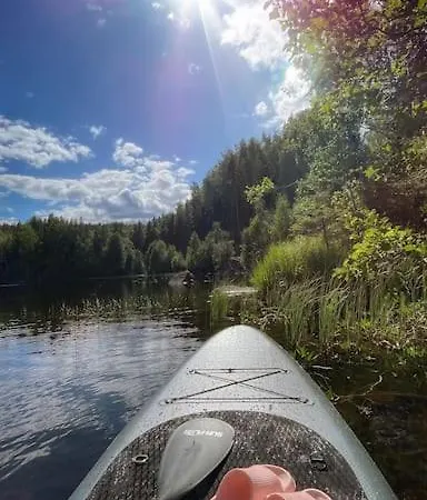 펜션 Water Front Scandinavian Forest View With No Neighbors *