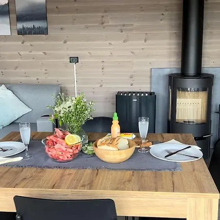 Water Front Scandinavian Forest View With No Neighbors * Östmarken